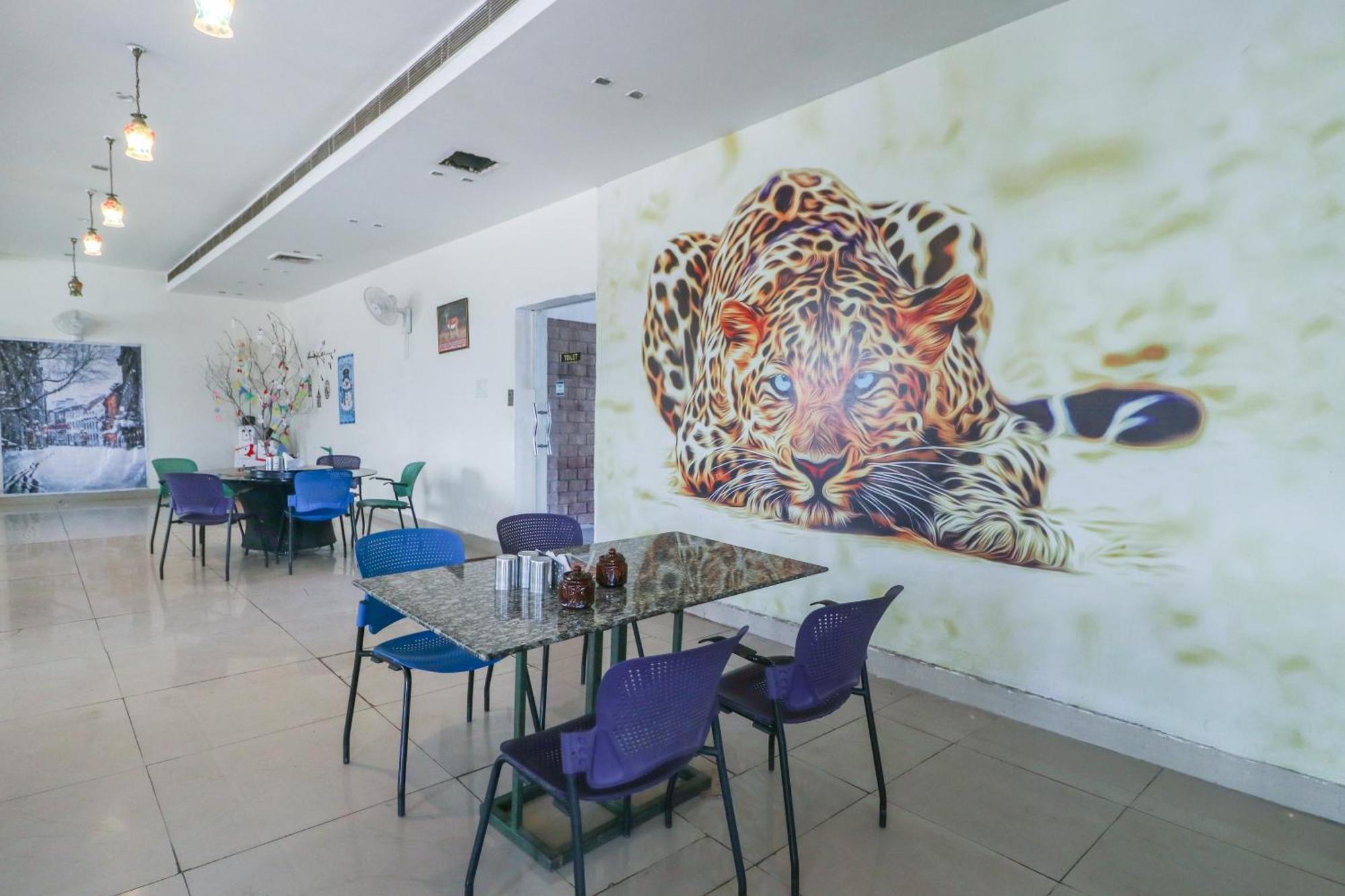 Hotel O Mg Mehak Garden Darbi Luaran gambar